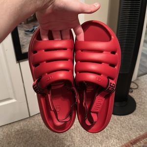 UGG Men’s Sport Yeah Sandal Red Size 10